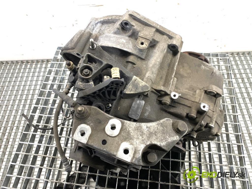 VW PASSAT B7 sedan 2011 103 kW 2.0 TDI 1968 převodovka LNZ (Převodovka)