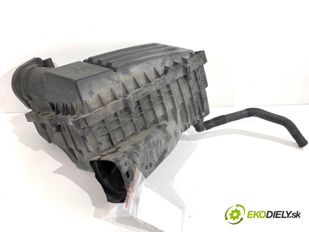 VW PASSAT B7 sedan 2011 103 kW 2.0 TDI 1968 Obal filtra vzduchu 3C0129601 (Obal vzduchového filtra)