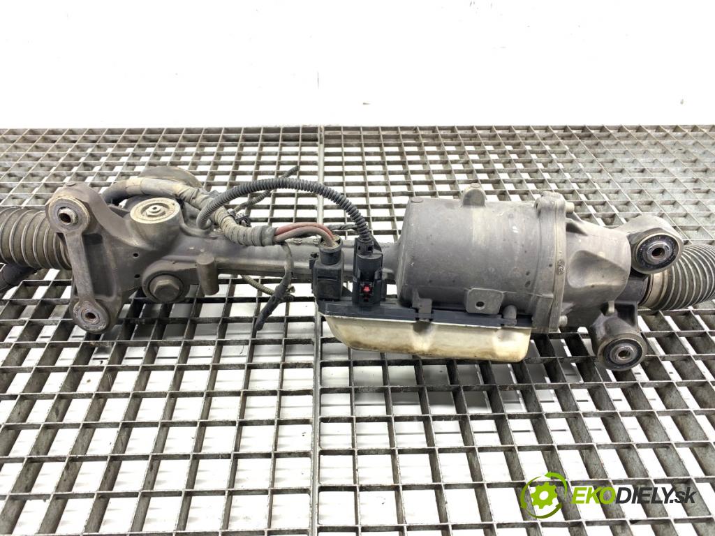 VW PASSAT B7 sedan 2011 103 kW 2.0 TDI 1968 riadenie volantu Riadenie 3C1423050L