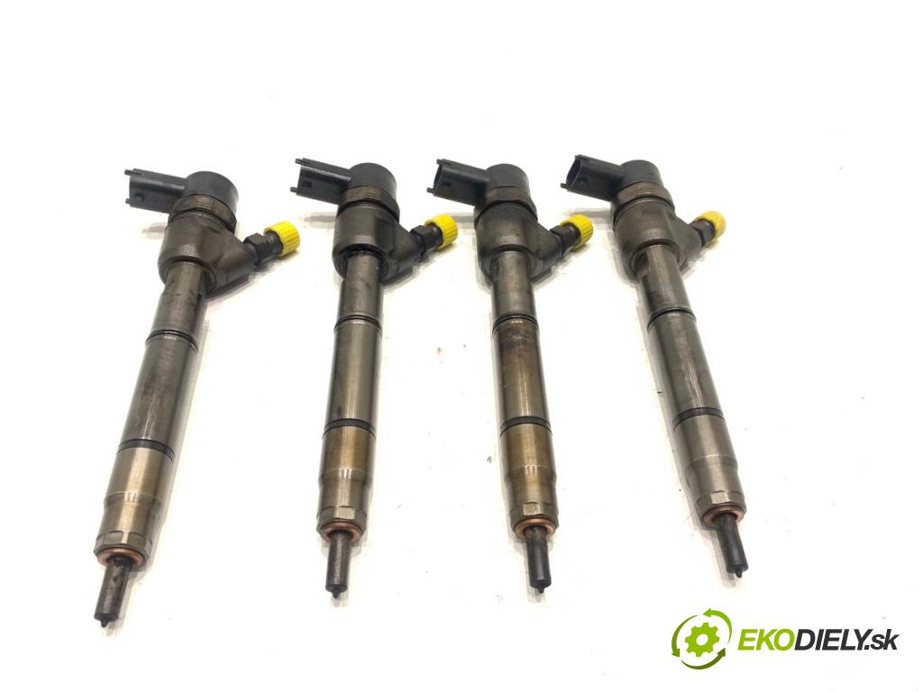 KIA CARENS IV nadwozie wielkoprzestrzenne (MPV) 2013 100 kW 1.7 CRDi 1685 Vstrekovacie ventily 33800-2A800