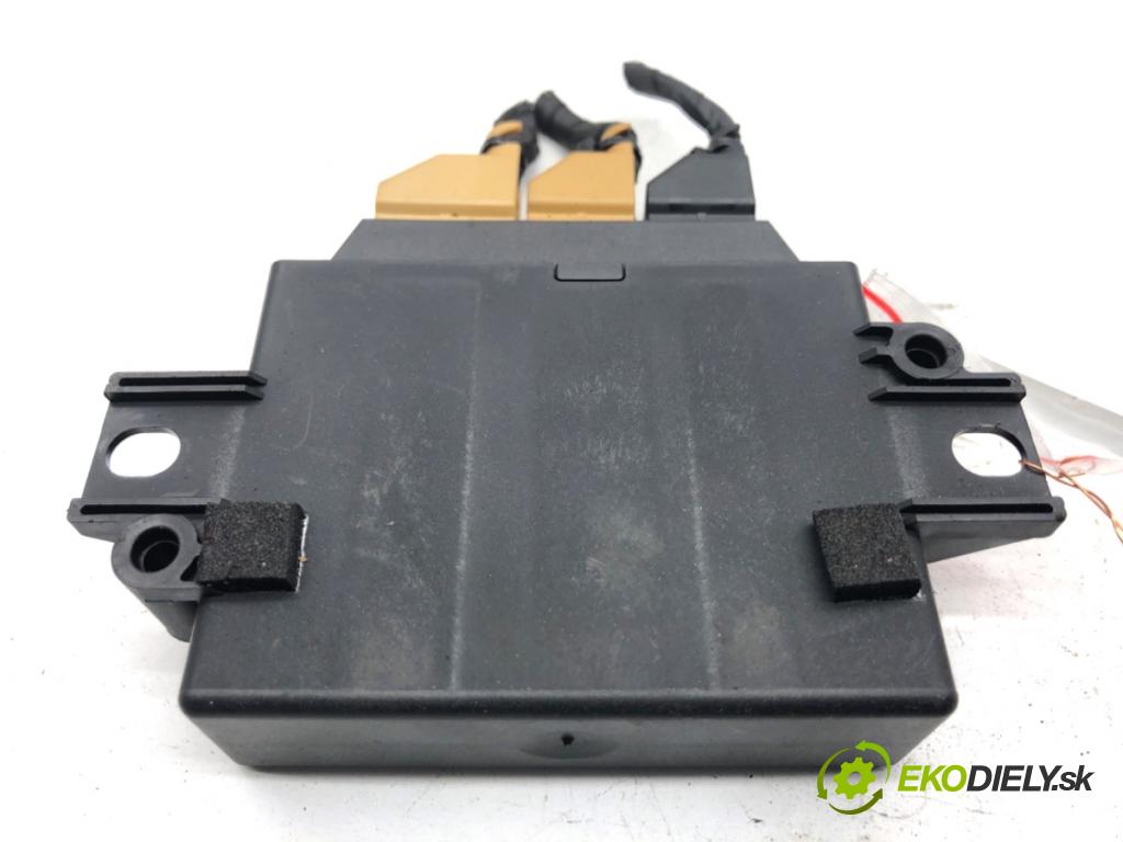 VW PASSAT B7 sedan 2011 103 kW 2.0 TDI 1968 modul PDC 3AE919475 (Řídící jednotka ostatní)