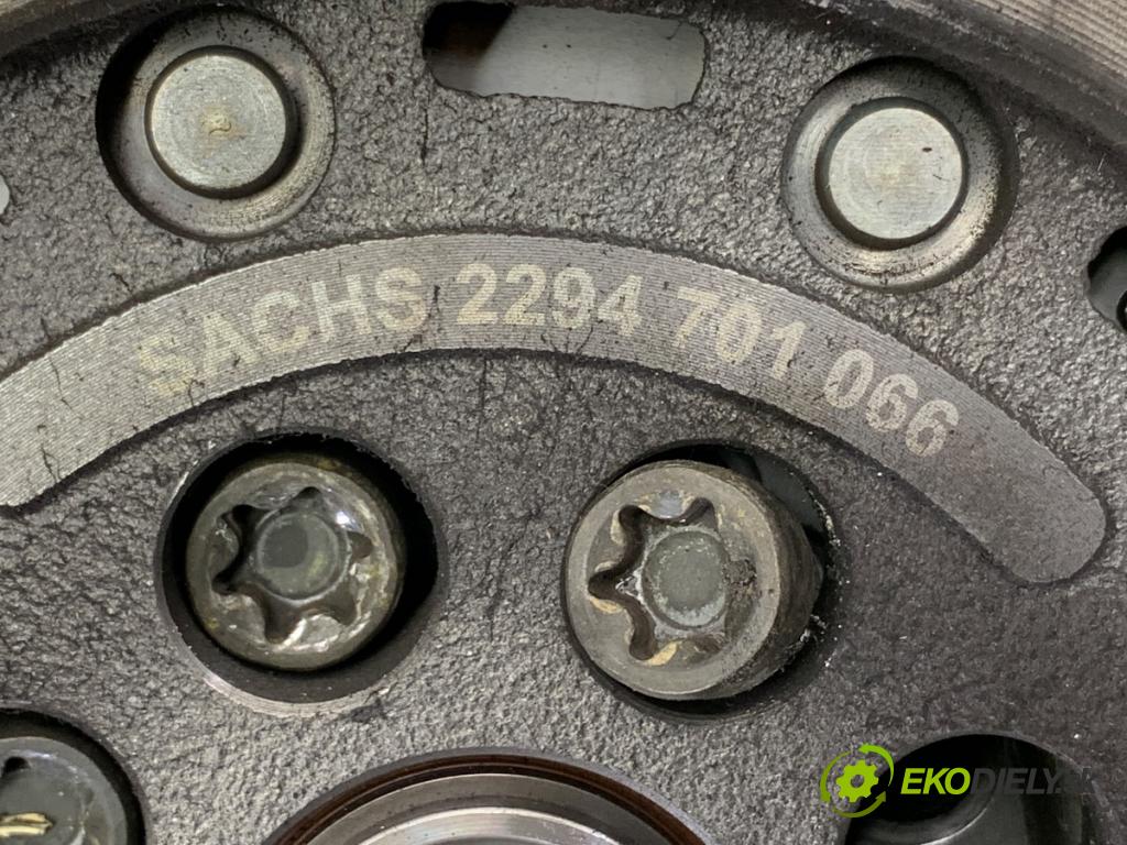 KIA CARENS IV nadwozie wielkoprzestrzenne (MPV) 2013 100 kW 1.7 CRDi 1685 spojková sada bez ložiska 2294701066