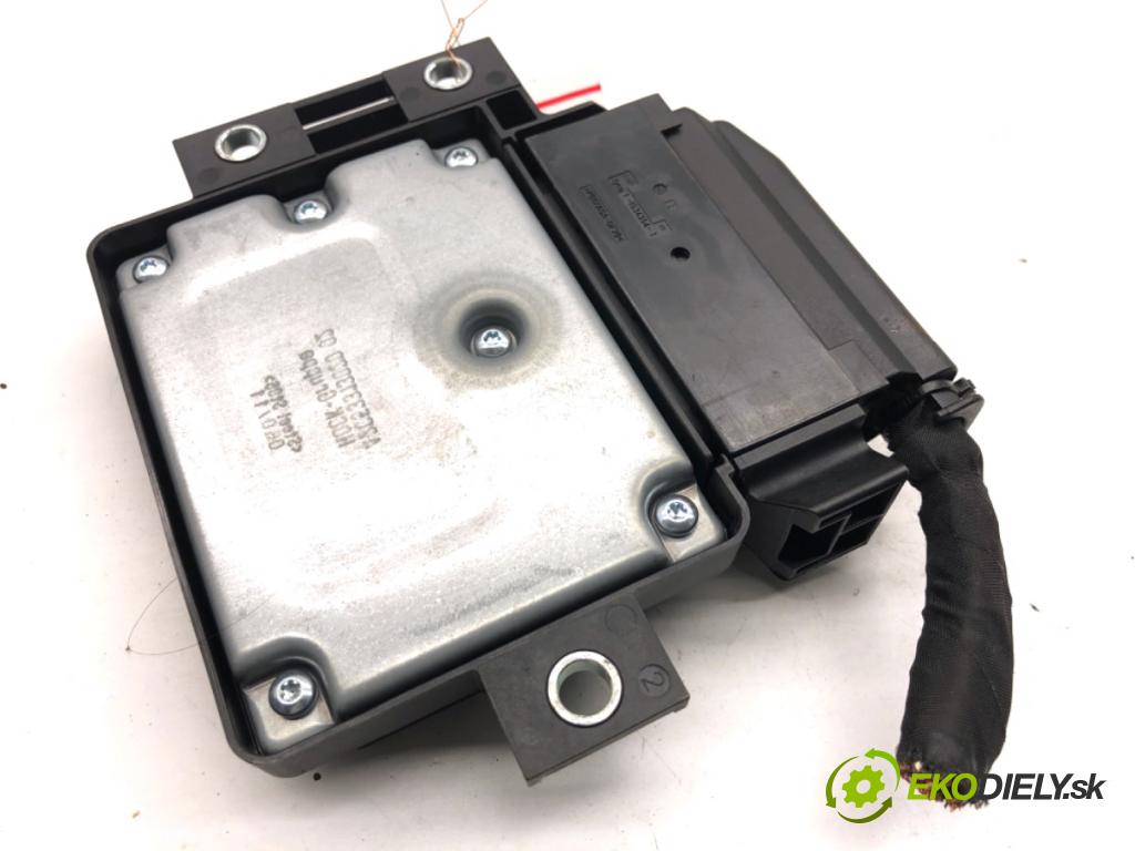 VW PASSAT B7 sedan 2011 103 kW 2.0 TDI 1968 Modul brzdy ručnej brzdy 3AA907801E