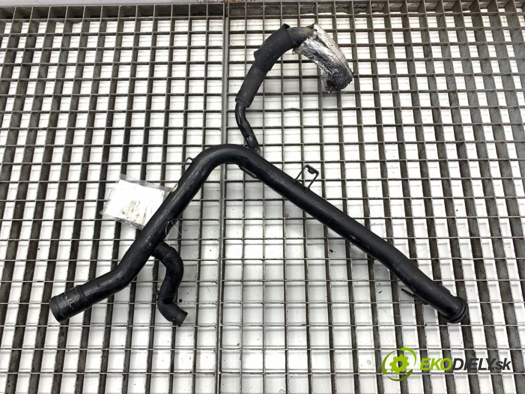 KIA CARENS IV nadwozie wielkoprzestrzenne (MPV) 2013 100 kW 1.7 CRDi 1685 Rúra vody 