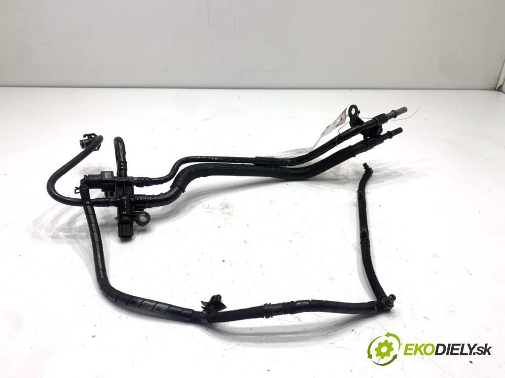 KIA CARENS IV nadwozie wielkoprzestrzenne (MPV) 2013 100 kW 1.7 CRDi 1685 Rúrka PALIVO: