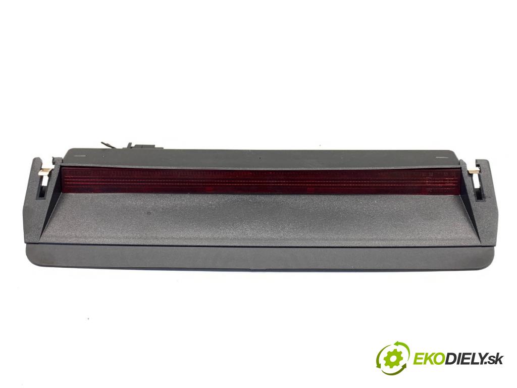 VW PASSAT B7 sedan 2011 103 kW 2.0 TDI 1968 Svetlo brzdových svetiel