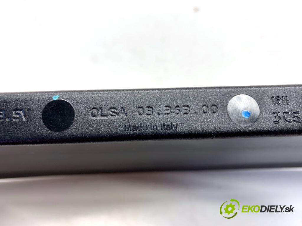 VW PASSAT B7 sedan 2011 103 kW 2.0 TDI 1968 Svetlo brzdových svetiel