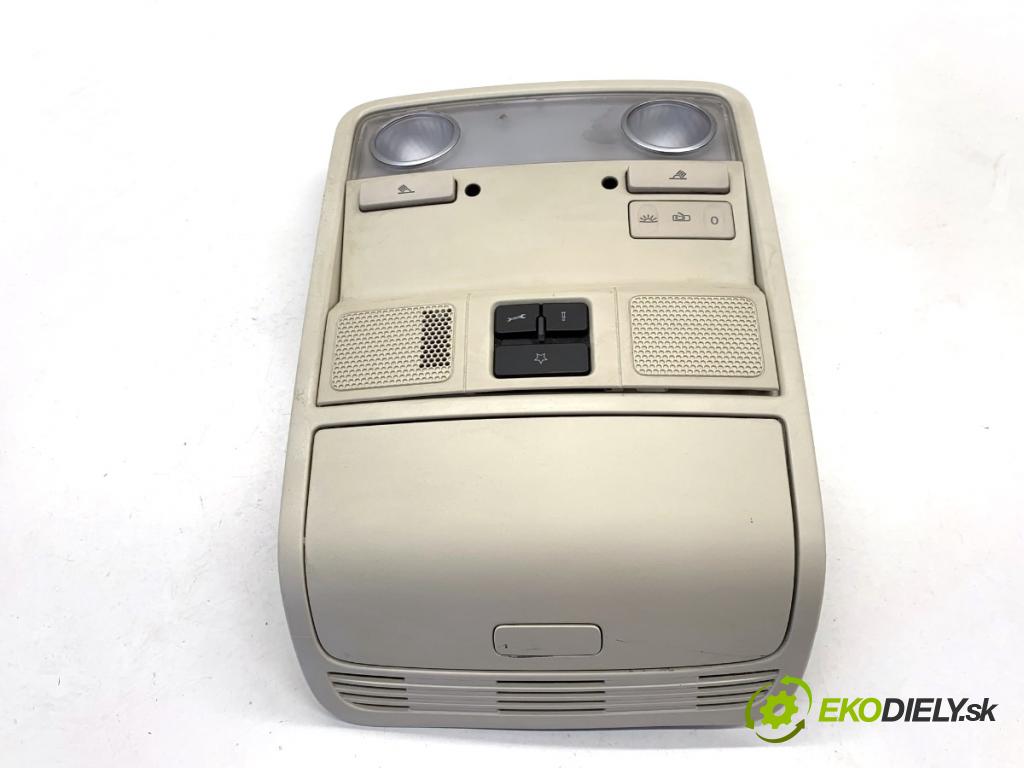 VW PASSAT B7 sedan 2011 103 kW 2.0 TDI 1968 světlo stropní 1K0868837E