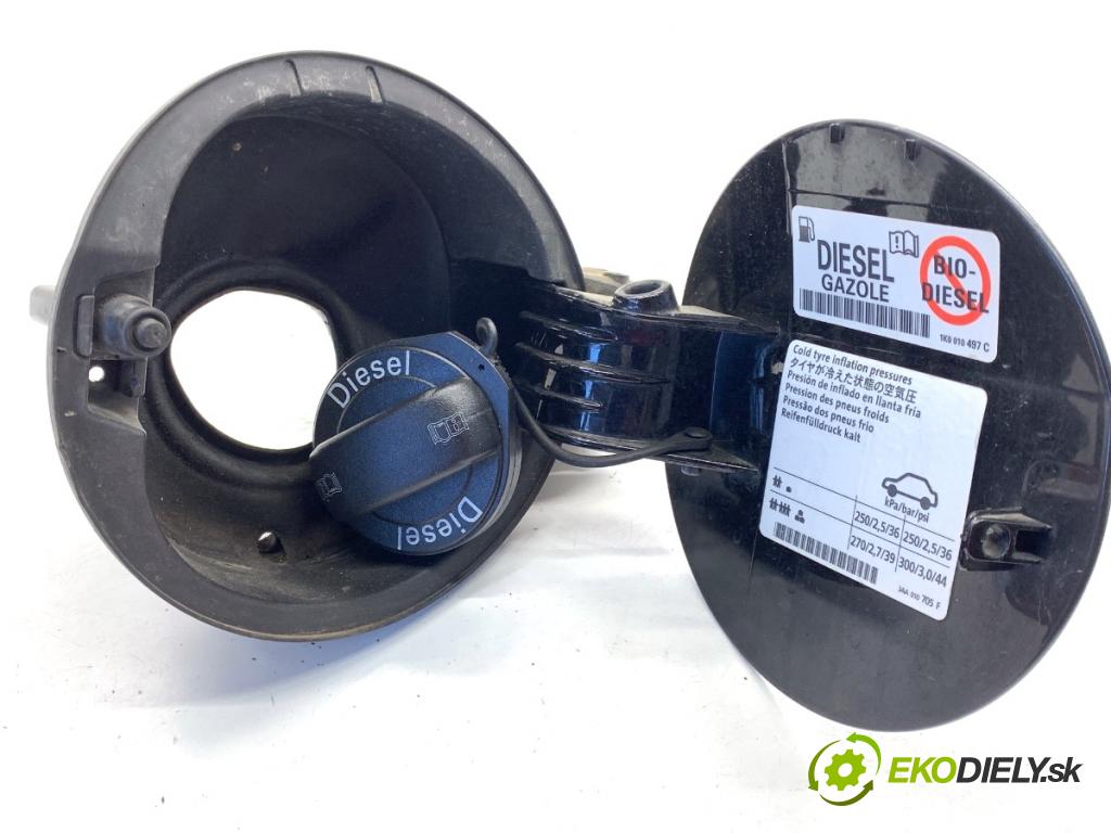 VW PASSAT B7 sedan 2011 103 kW 2.0 TDI 1968 Dvierka nádrže paliva  (Kľučka dverí ostatné)