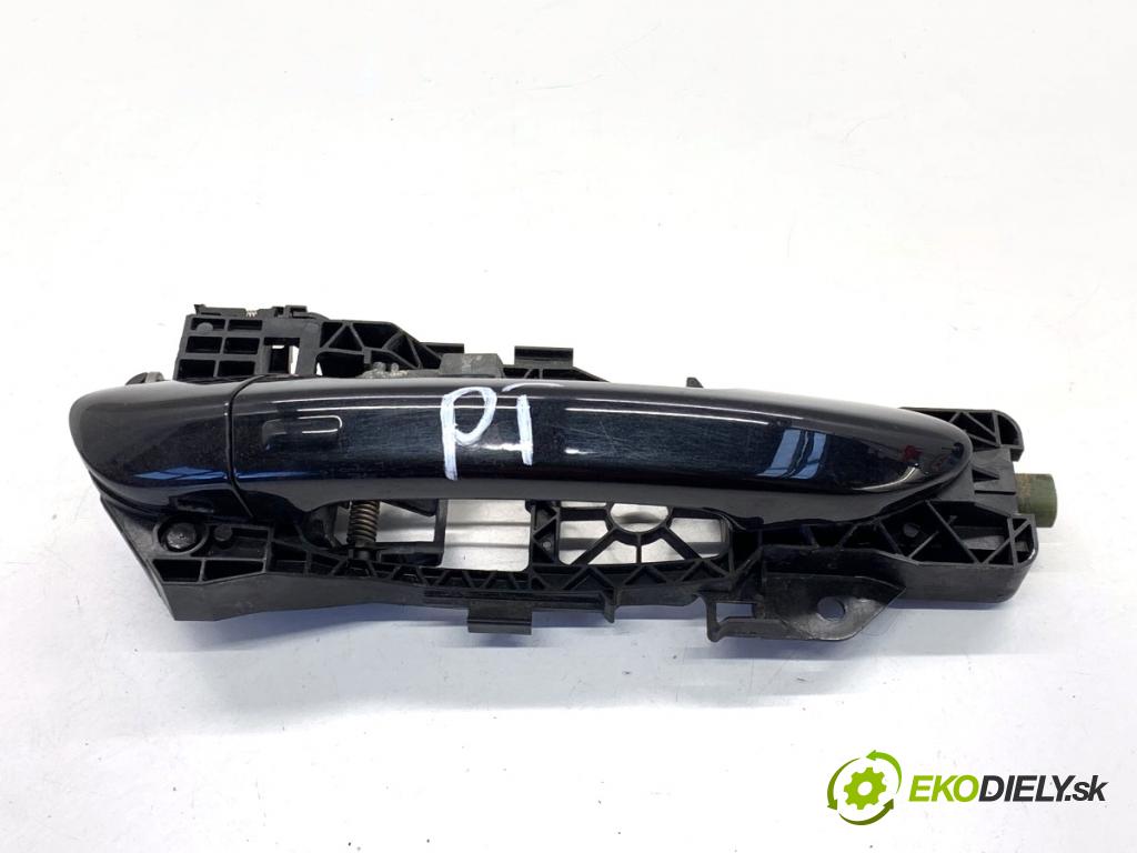 VW PASSAT B7 sedan 2011 103 kW 2.0 TDI 1968 klika vnejší pravý zadní část 