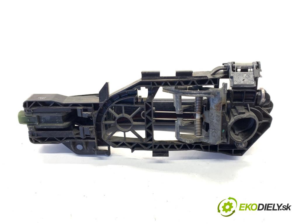 VW PASSAT B7 sedan 2011 103 kW 2.0 TDI 1968 klika vnejší pravý zadní část