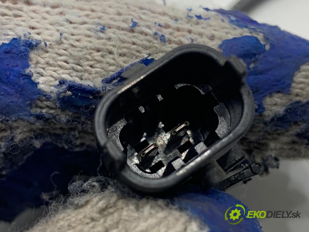 KIA CARENS IV nadwozie wielkoprzestrzenne (MPV) 2013 100 kW 1.7 CRDi 1685 snímač teploty spalín  (Snímač)