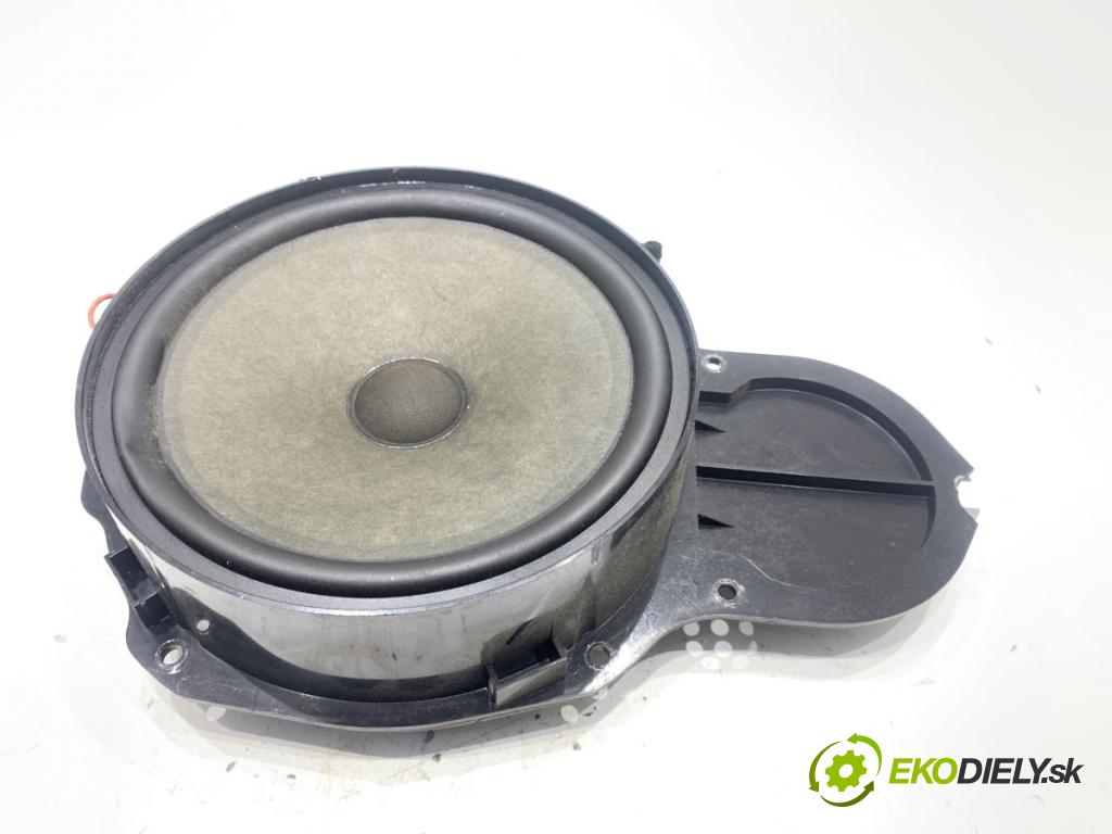 VW PASSAT B7 sedan 2011 103 kW 2.0 TDI 1968 reproduktor Dvere predný pravy 3C8035454