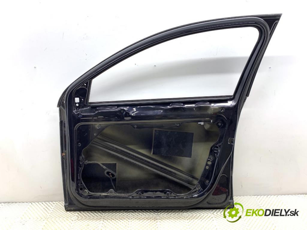 VW PASSAT B7 sedan 2011 103 kW 2.0 TDI 1968 dveře pravý přední část