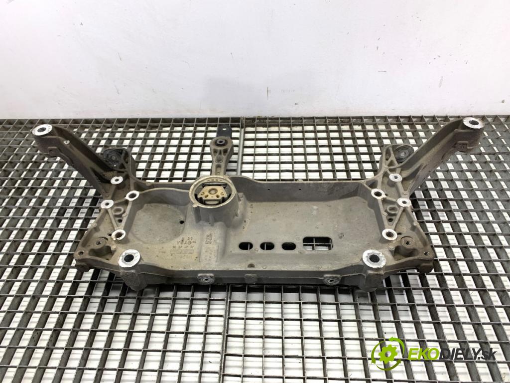 VW PASSAT B7 sedan 2011 103 kW 2.0 TDI 1968 Výstuha pod Motor 3C0199369H (Výstuha predná)