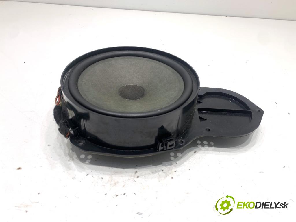 VW PASSAT B7 sedan 2011 103 kW 2.0 TDI 1968 reproduktor Dvere predný ľavy 3C8035454