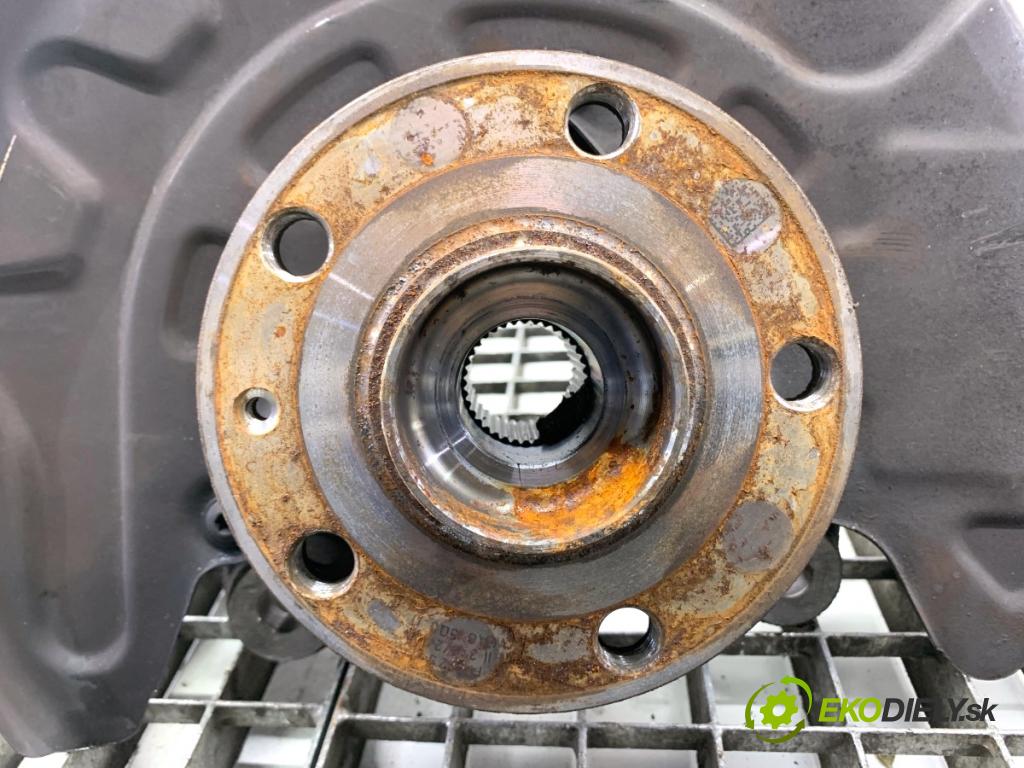 SKODA OCTAVIA IV Kombi 2023 110 kW 2.0 TDI 1968 náboj levý přední část