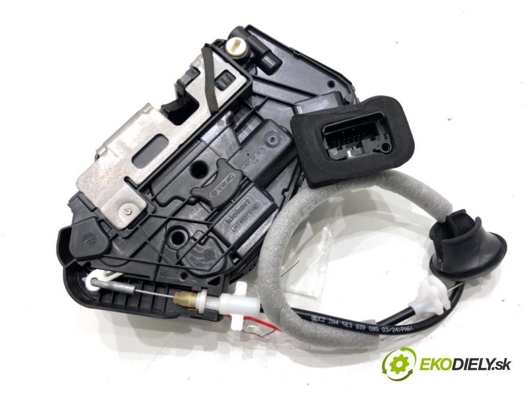 SKODA OCTAVIA IV Kombi 2023 110 kW 2.0 TDI 1968 zámok dveře levý zadní část 5TA839015Q