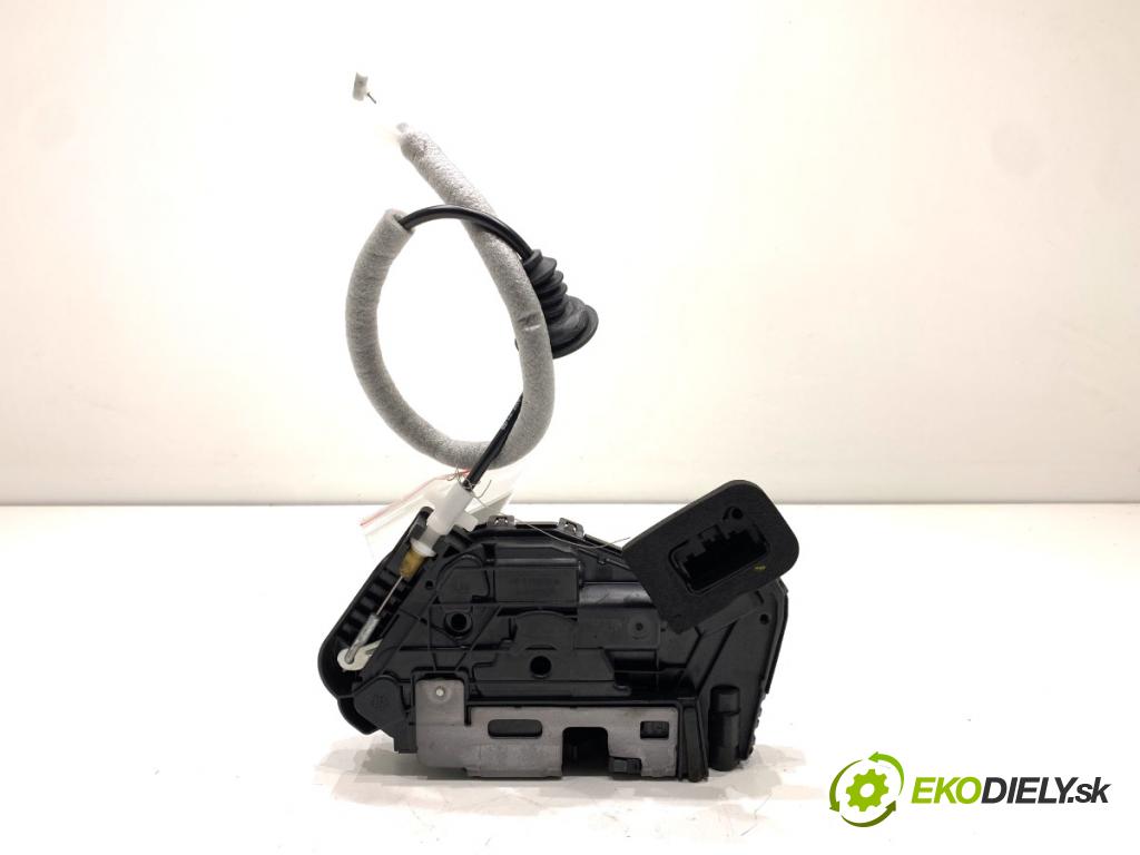 SKODA OCTAVIA IV Kombi 2023 110 kW 2.0 TDI 1968 zámok dveře pravý přední část 5TA837016E