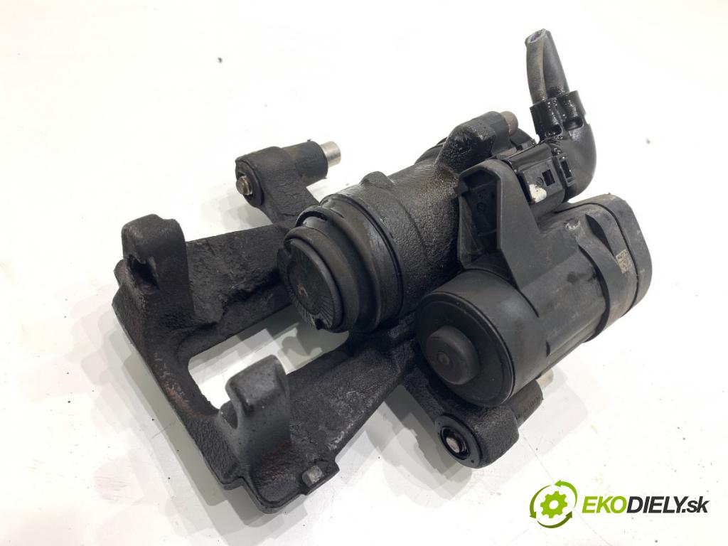 SKODA OCTAVIA IV Kombi 2023 110 kW 2.0 TDI 1968 Brzdič strmeň pravy zad 5R3615406A