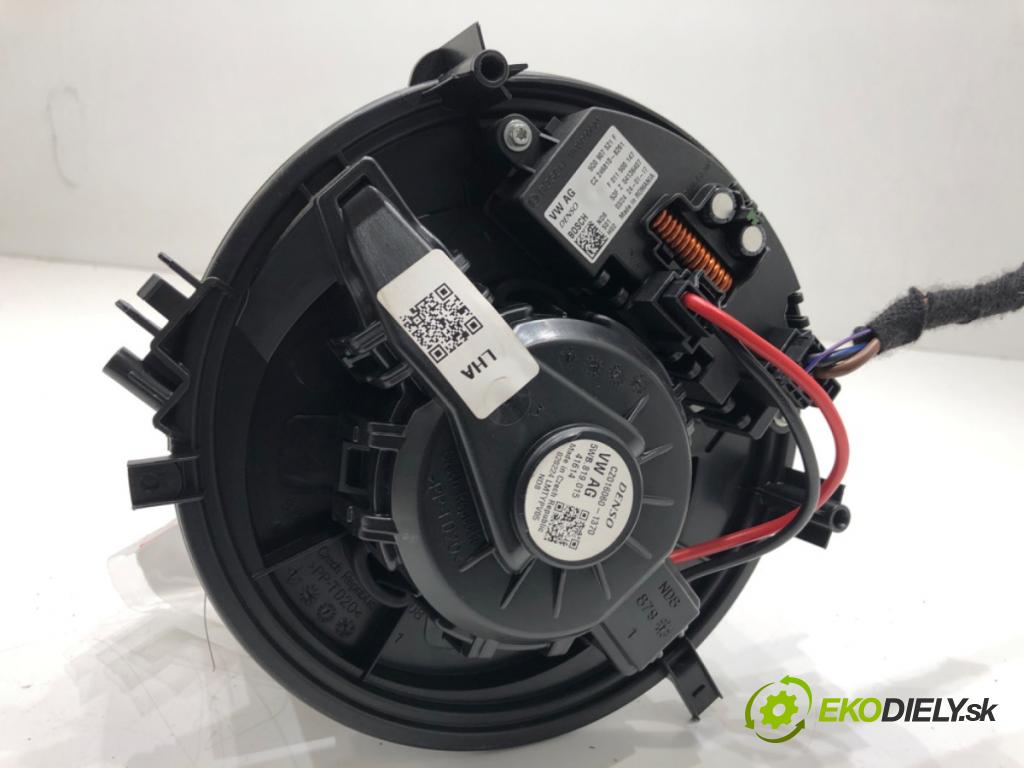 SKODA OCTAVIA IV Kombi 2023 110 kW 2.0 TDI 1968 topení 5WB819015