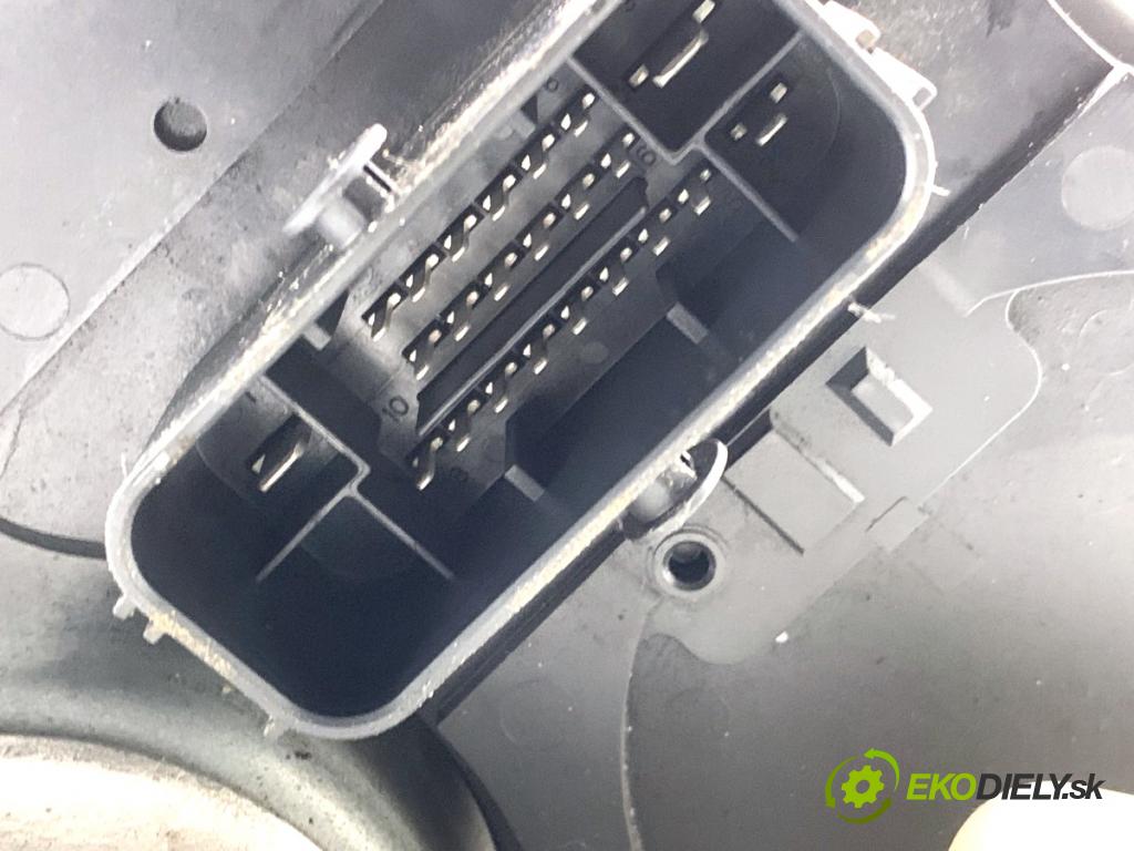 SKODA OCTAVIA IV Kombi 2023 110 kW 2.0 TDI 1968 Posilovač bŕzd 5WB614105AT