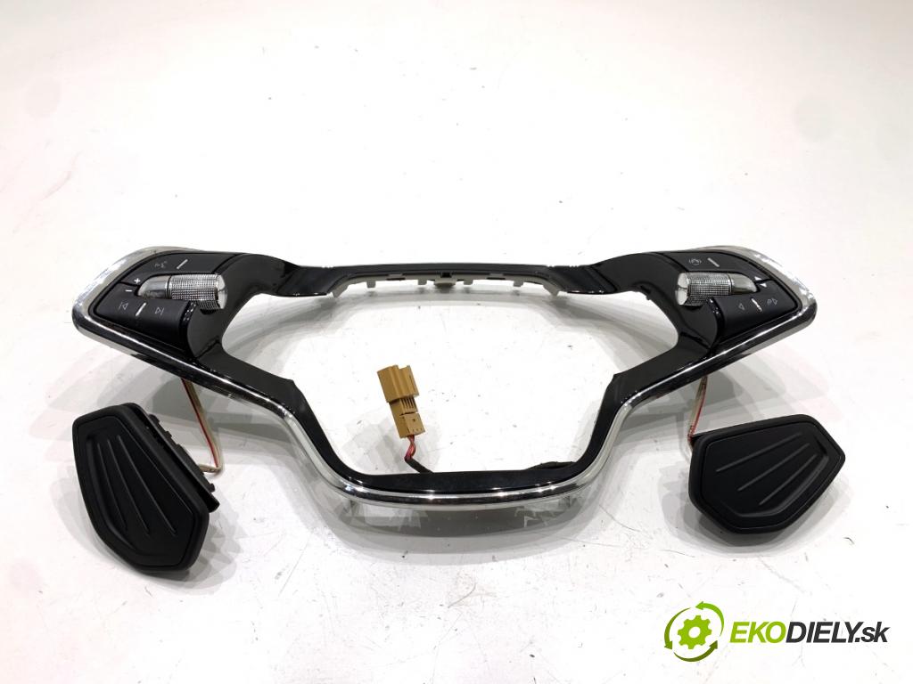 SKODA OCTAVIA IV Kombi 2023 110 kW 2.0 TDI 1968 SPÍNAČE: volantu 5E3419093B 5E3951523