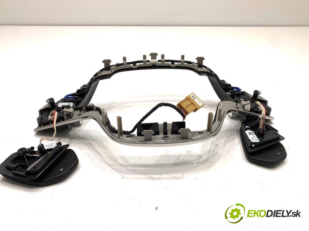 SKODA OCTAVIA IV Kombi 2023 110 kW 2.0 TDI 1968 SPÍNAČE: volantu 5E3419093B 5E3951523