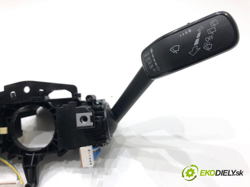 SKODA OCTAVIA IV Kombi 2023 110 kW 2.0 TDI 1968 Prepínač kombinovaný 5Q1953507FN (Prepínacie páčky pod volantom)