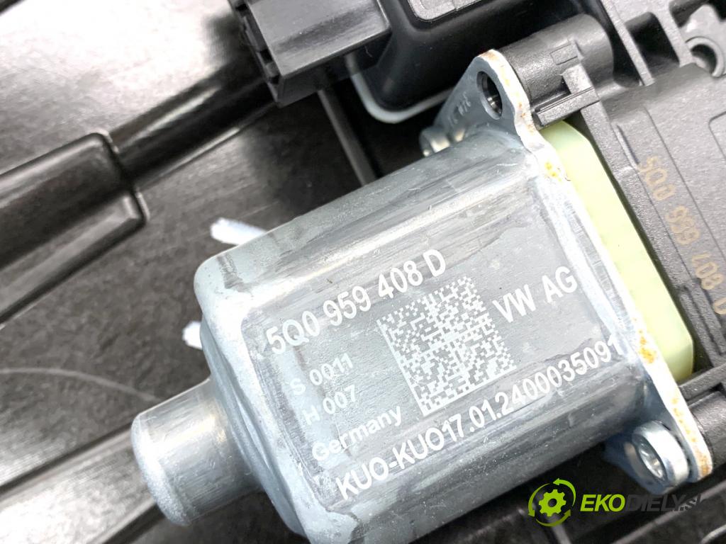 SKODA OCTAVIA IV Kombi 2023 110 kW 2.0 TDI 1968 mechanismus okna pravý zadní část 5E3839656A