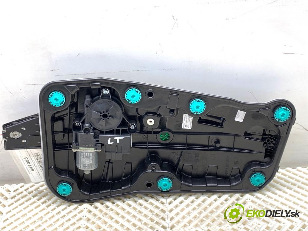 SKODA OCTAVIA IV Kombi 2023 110 kW 2.0 TDI 1968 mechanismus okna levý zadní část 5E3839655A