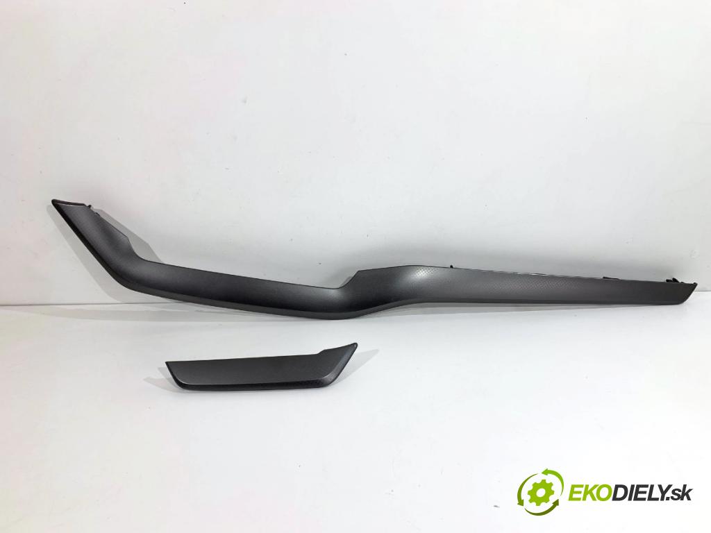 SKODA OCTAVIA IV Kombi 2023 110 kW 2.0 TDI 1968 lišty kryt 5E4853192B (Lišta)