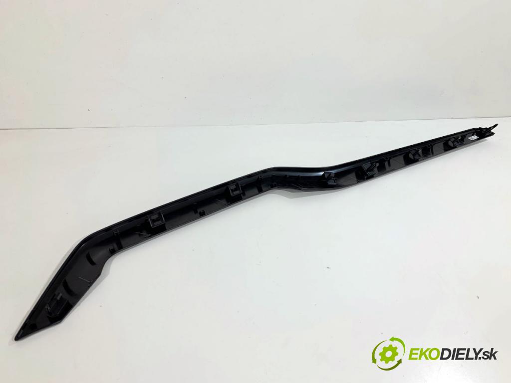 SKODA OCTAVIA IV Kombi 2023 110 kW 2.0 TDI 1968 lišty kryt 5E4853192B (Lišta)