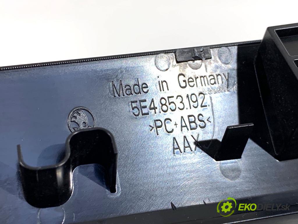 SKODA OCTAVIA IV Kombi 2023 110 kW 2.0 TDI 1968 lišty kryt 5E4853192B (Lišta)