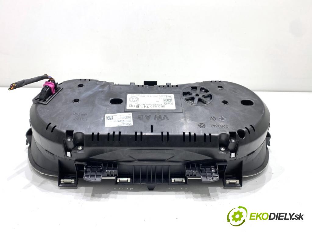 SKODA OCTAVIA IV Kombi 2023 110 kW 2.0 TDI 1968 Prístrojovka 5E3920741B (Prístrojová doska)