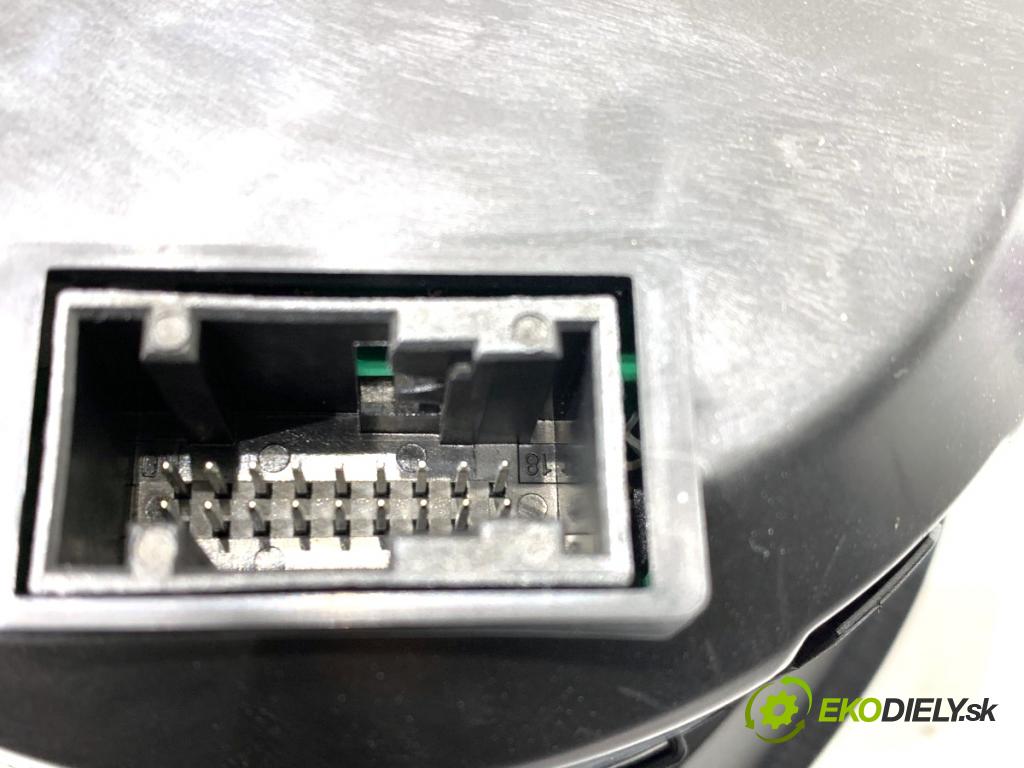 SKODA OCTAVIA IV Kombi 2023 110 kW 2.0 TDI 1968 Prístrojovka 5E3920741B (Prístrojová doska)