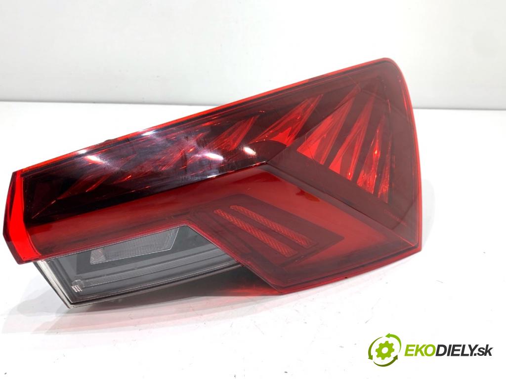 SKODA OCTAVIA IV Kombi 2023 110 kW 2.0 TDI 1968 Svetlo pravy zad 5E3945208A