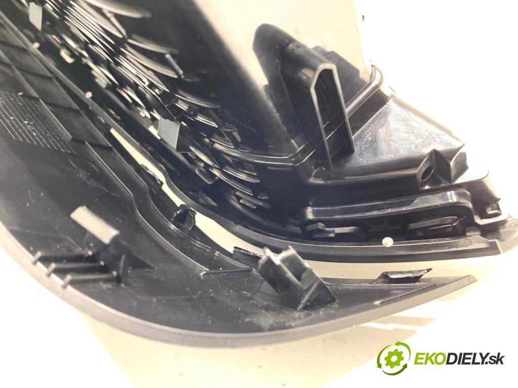 SKODA OCTAVIA IV Kombi 2023 110 kW 2.0 TDI 1968 mří topení přední část střední 5E3820951F