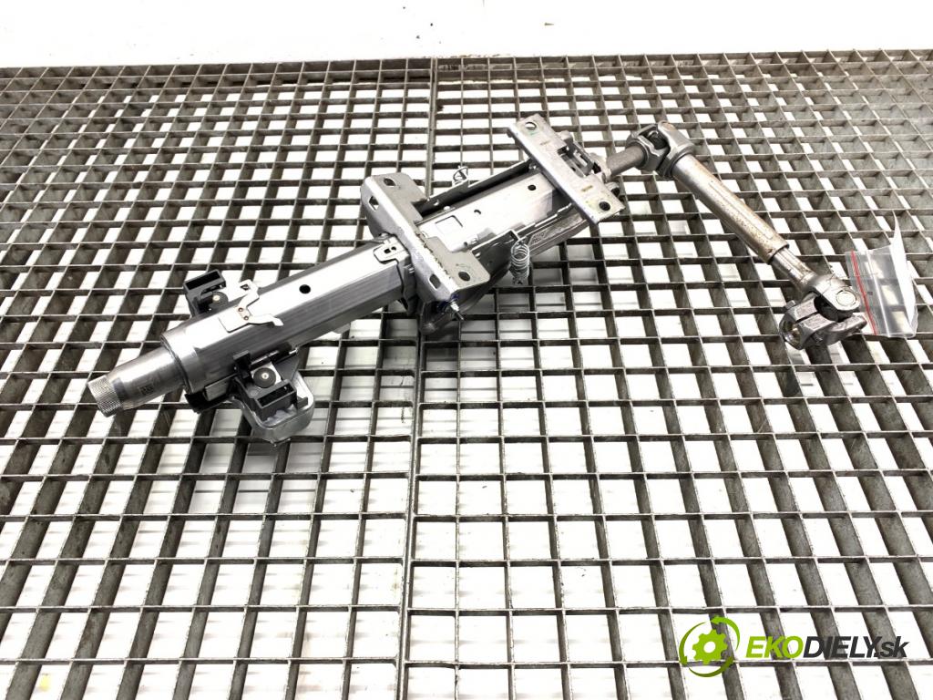 SKODA OCTAVIA IV Kombi 2023 110 kW 2.0 TDI 1968 hřídel tyč volantu 2Q0905861B (Tyč řízení (volantu))