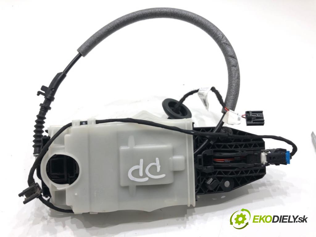 SKODA OCTAVIA IV Kombi 2023 110 kW 2.0 TDI 1968 klika vnejší pravý přední část