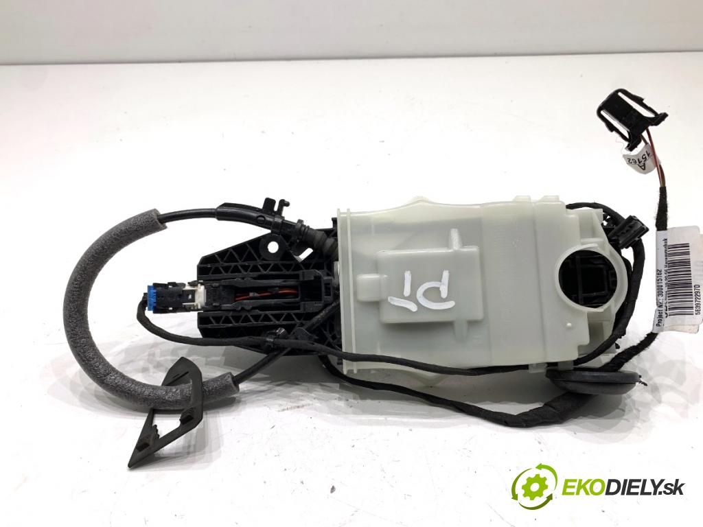 SKODA OCTAVIA IV Kombi 2023 110 kW 2.0 TDI 1968 klika vnejší pravý zadní část