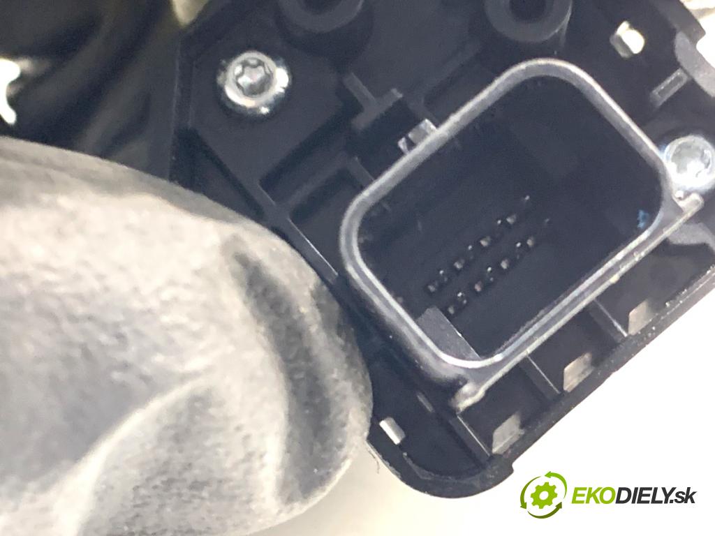 SKODA OCTAVIA IV Kombi 2023 110 kW 2.0 TDI 1968 KAMERA 5WA980556D