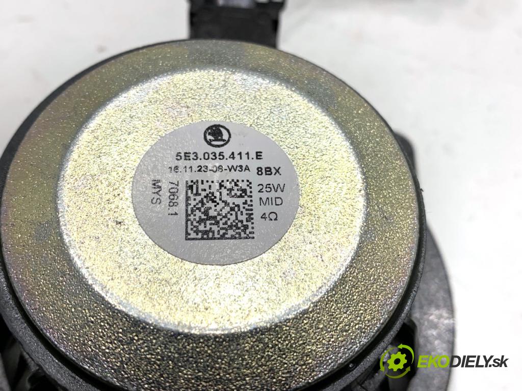 SKODA OCTAVIA IV Kombi 2023 110 kW 2.0 TDI 1968 reproduktory 5E3035411E 5E3035411A