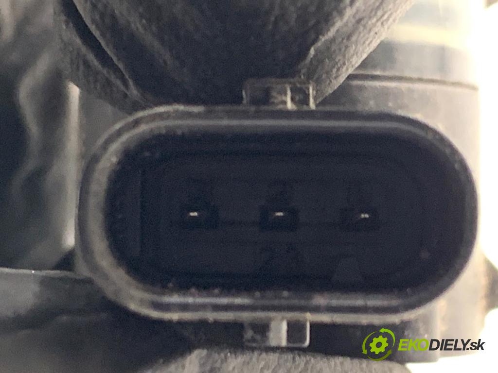 SKODA OCTAVIA IV Kombi 2023 110 kW 2.0 TDI 1968 Snímač PDC 5Q0919275B