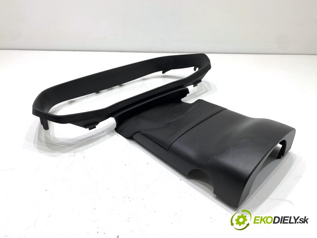 SKODA OCTAVIA IV Kombi 2023 110 kW 2.0 TDI 1968 Obal tyče volantu 5E3858565