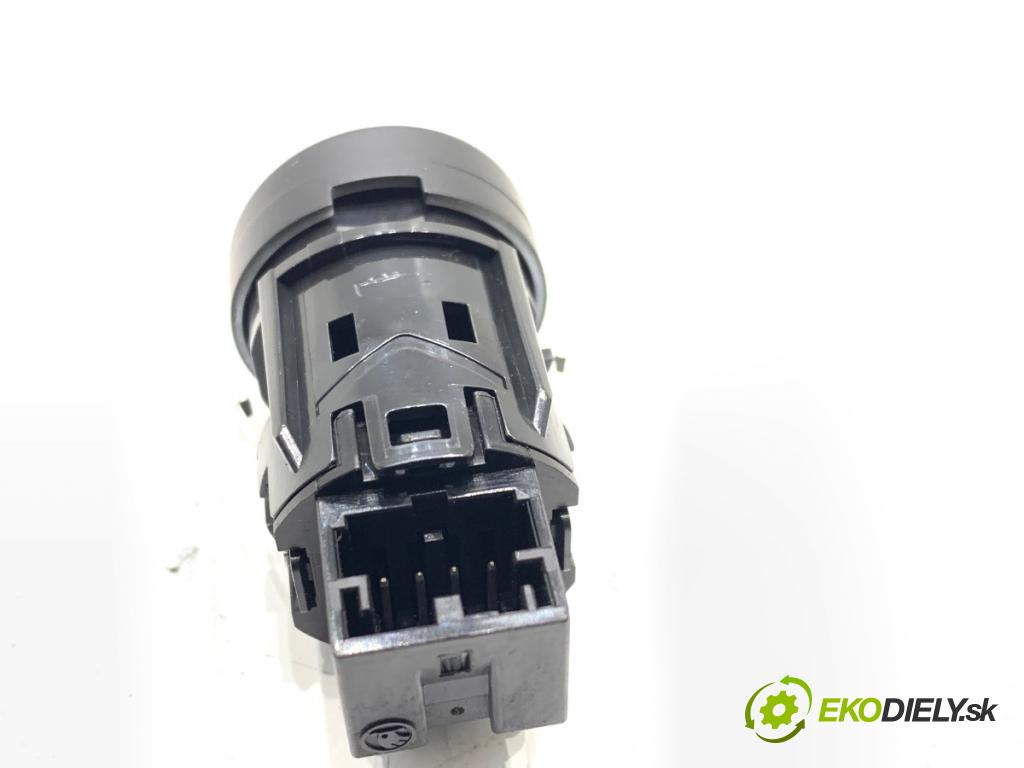 SKODA OCTAVIA IV Kombi 2023 110 kW 2.0 TDI 1968 vypínač ZAPALOVANIE: START/STOP 3V0905217B