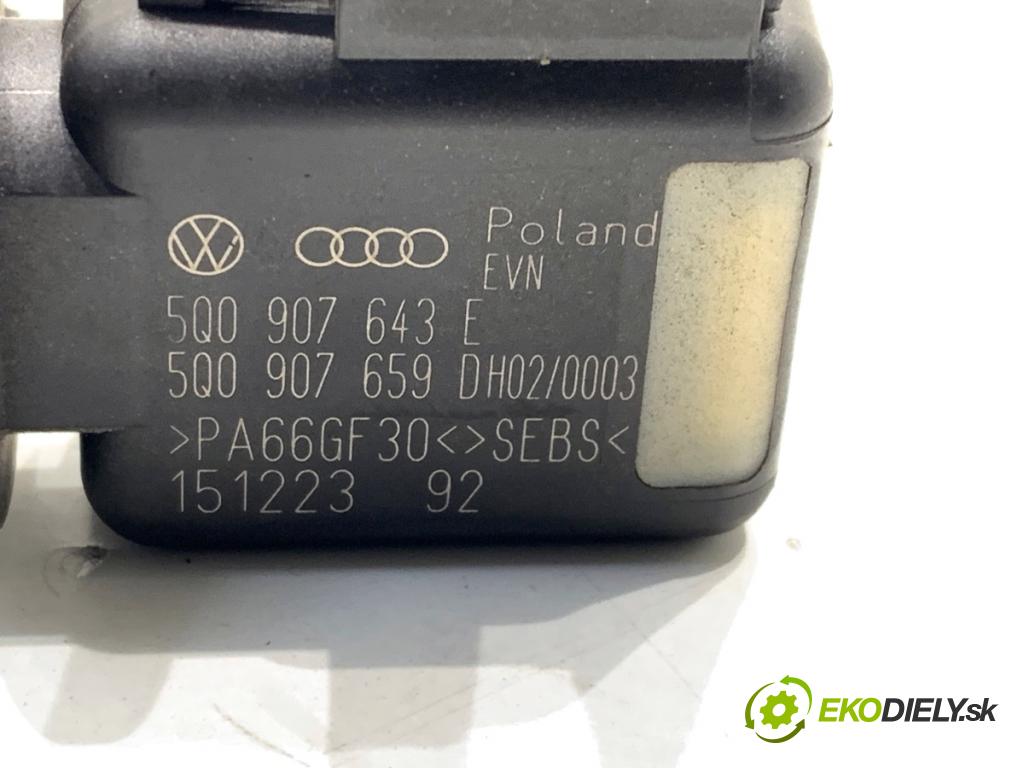 SKODA OCTAVIA IV Kombi 2023 110 kW 2.0 TDI 1968 snímač KVALITNÍ: vzduchu 5Q0907643E