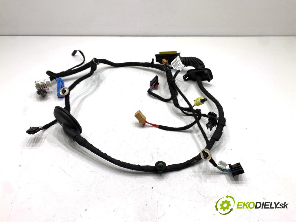 SKODA OCTAVIA IV Kombi 2023 110 kW 2.0 TDI 1968 Káblovačka Dvere predný ľavy 5E4971120DC