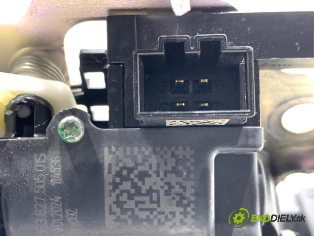 SKODA OCTAVIA IV Kombi 2023 110 kW 2.0 TDI 1968 zámok dverí zad 5E3827505