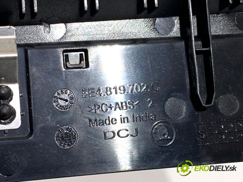 SKODA OCTAVIA IV Kombi 2023 110 kW 2.0 TDI 1968 mří topení pravý přední část 5E4819702C